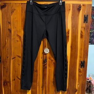 Maurices Leggings w/ cutout on legs